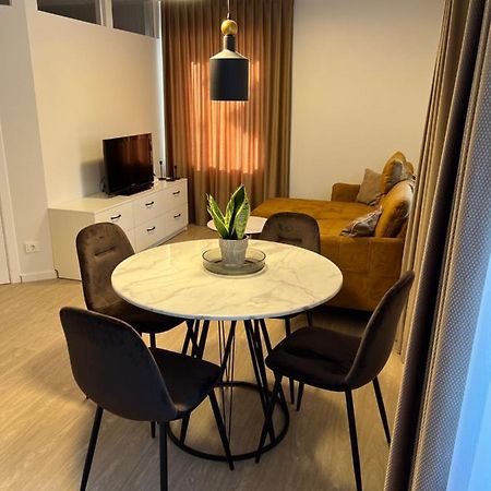 Bell Tower Apartment Plunge Ngoại thất bức ảnh
